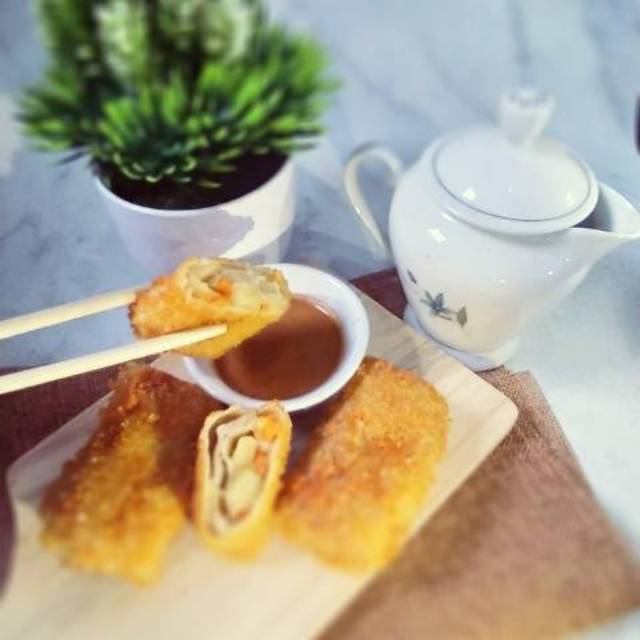 

Risoles Sayuran & Ayam Fresh Homemade isi 10 free sambal kacang