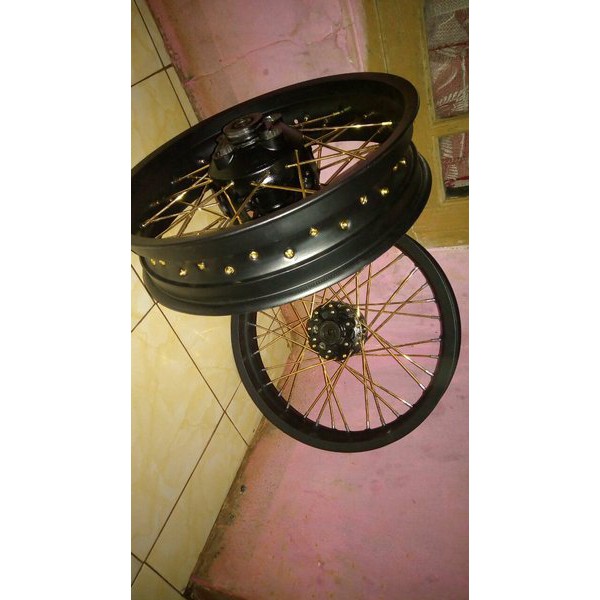 promo velg jari jari honda tiger revo Ring 17 .
