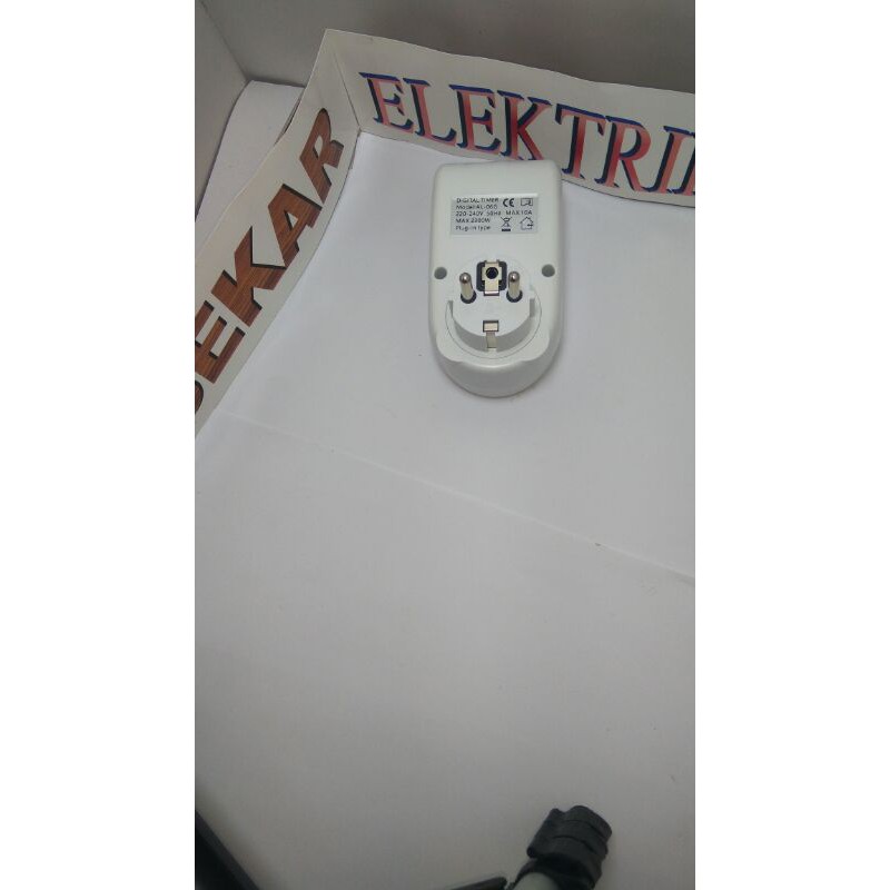 Timer Digital Otomatis Listrik 2300Watt 10A STOP KONTAKOnOff Mudah untuk Kebutuhan Rumah dan Usaha