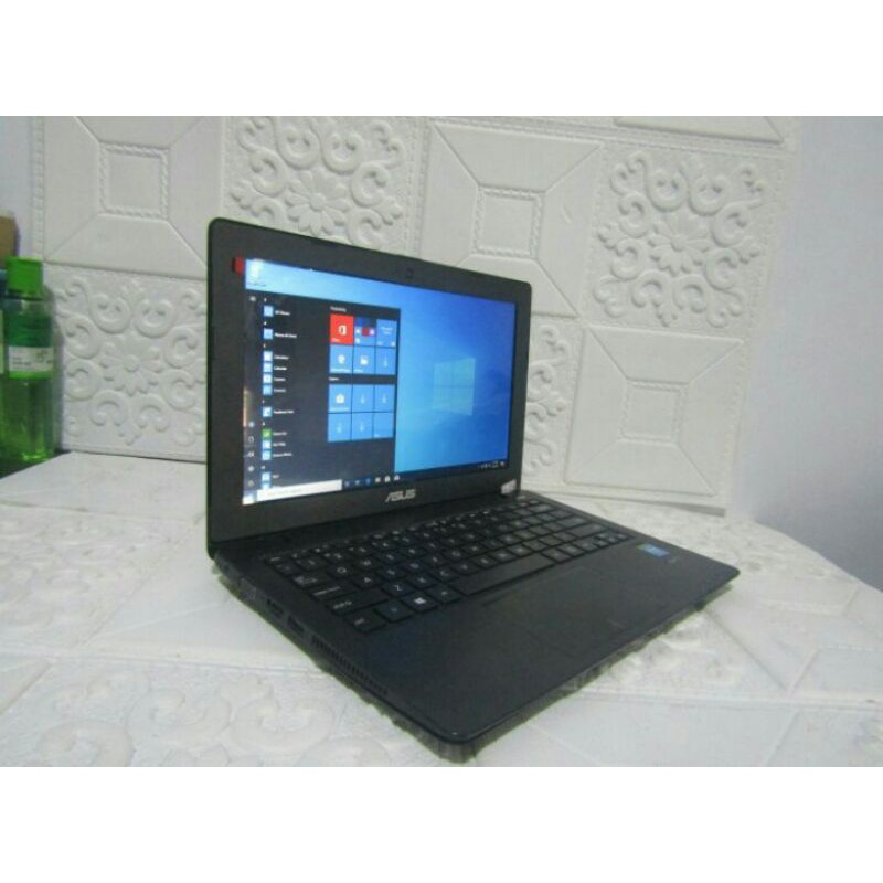 Laptop Lenovo 80T2 I5-7200U 4GB Ram HD 1Tb