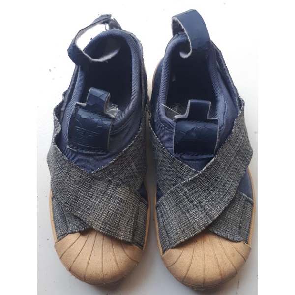 Preloved sepatu anak adidas