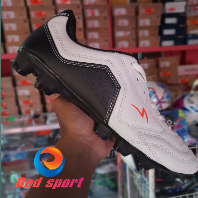 sepatu bola specs astera fg