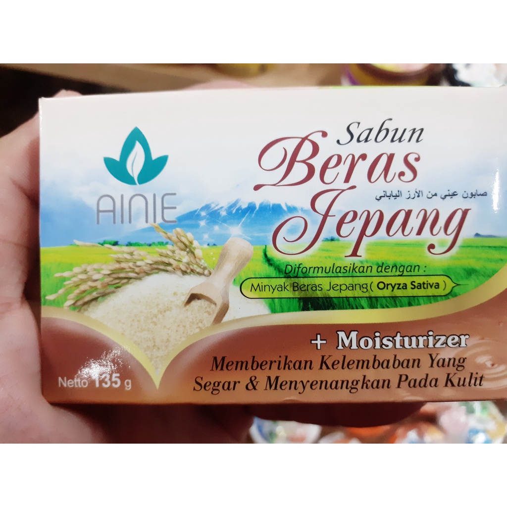 SABUN BERAS JEPANG ORYZA SATIVA WITH MOISTURIZER AINIE 135GR