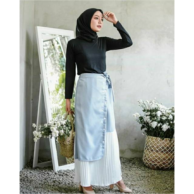 Uniqlo Skirt
