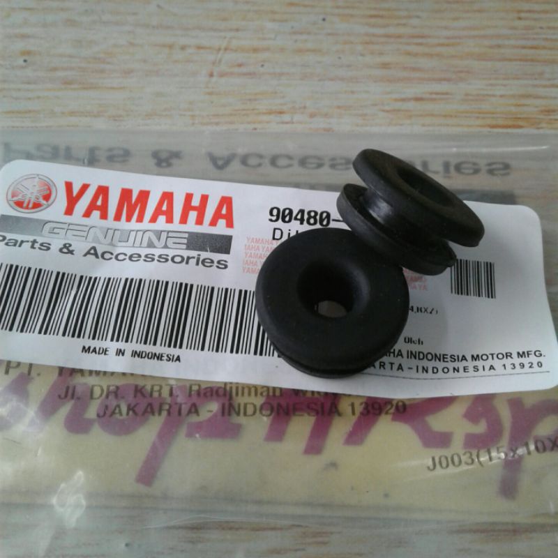 Karet Damper dudukan Cover side body samping tangki yamaha Rxz Rzr Rz135 milenium catalyzer