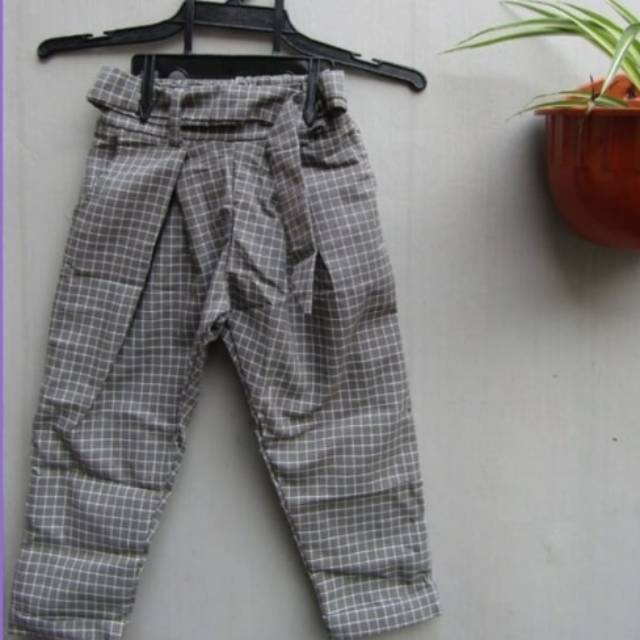 Zara pants / celana anak perempuan / celana bayi perempuan / celana kotak kotak anak