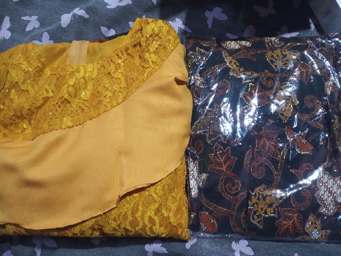 Cp Couple Alazka Batik