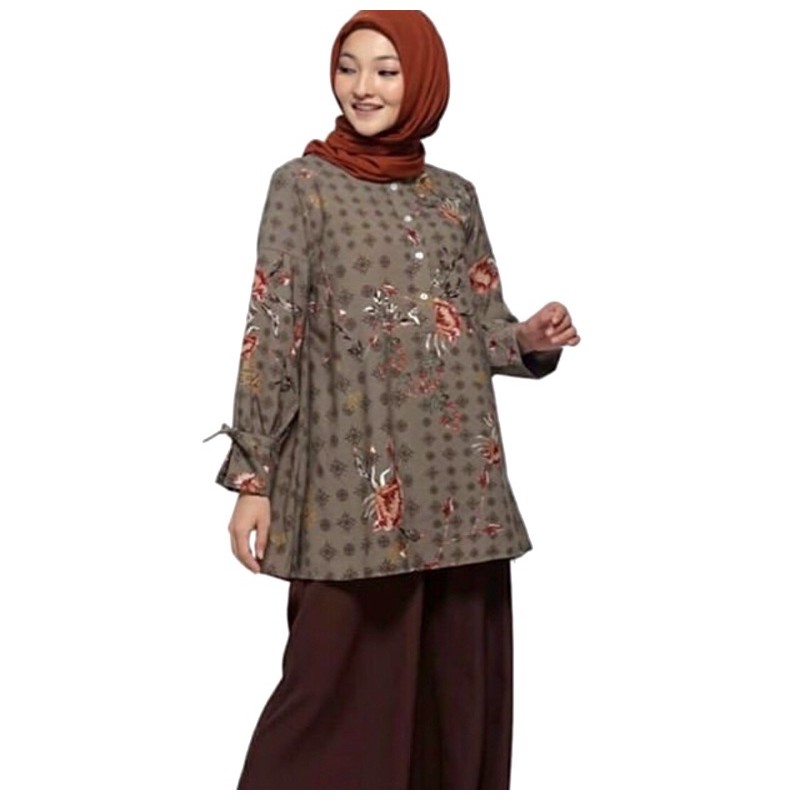 Preloved Mahati top Ria miranda size L