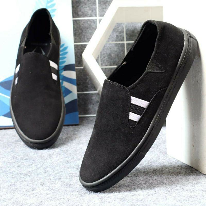 MADEMAX XEBEC Sepatu Slip On Pria Casual Santai Sneakers Tanpa Tali Spatu Selop Pria Kerja Semi Formal Outdoor