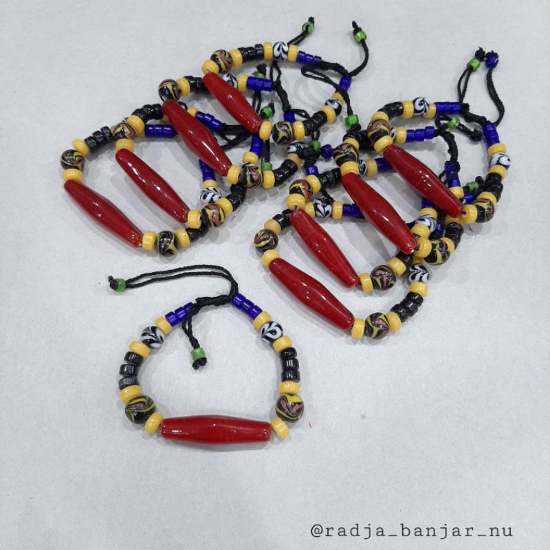 G.manik dayak lamiang.