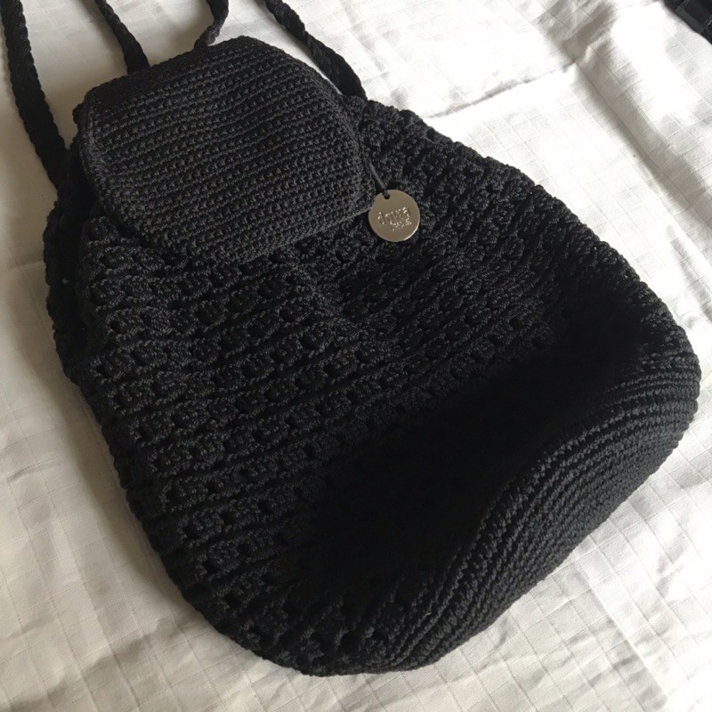 [JUAL RUGI PRELOVED] DOWA BAG hitam, tas ransel mini kecil, bahan rajutan tebal