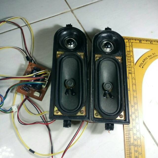Speaker TV LCD POLYTRON PLM32M11 1 SET