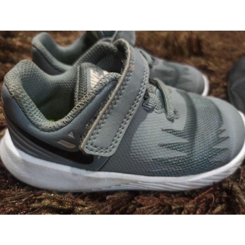 nike sport sepatu baby