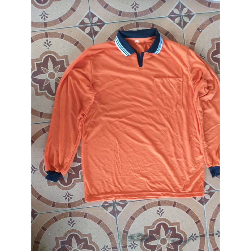 Kaos seragam kantor & santai