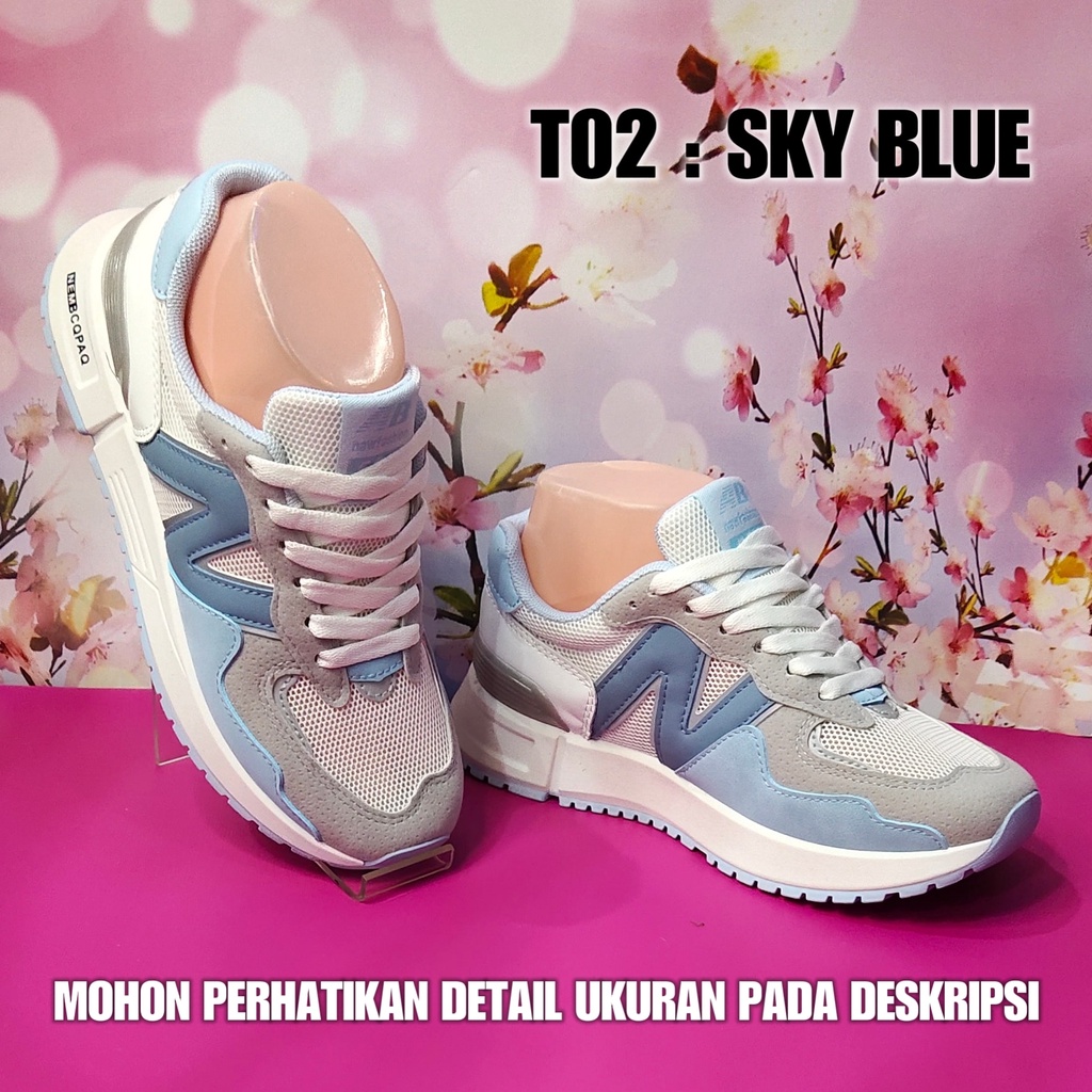 Sepatu Olahraga Perempuan T02 / C81 Sneakers Cewek Korea SPTSW