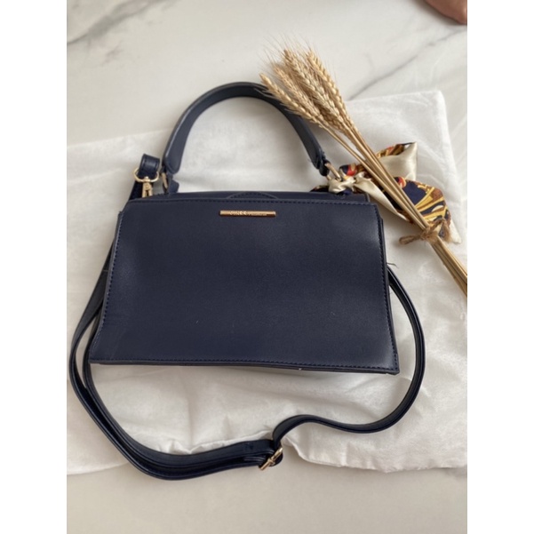 Preloved tas Vincci asli store Malaysia Booked