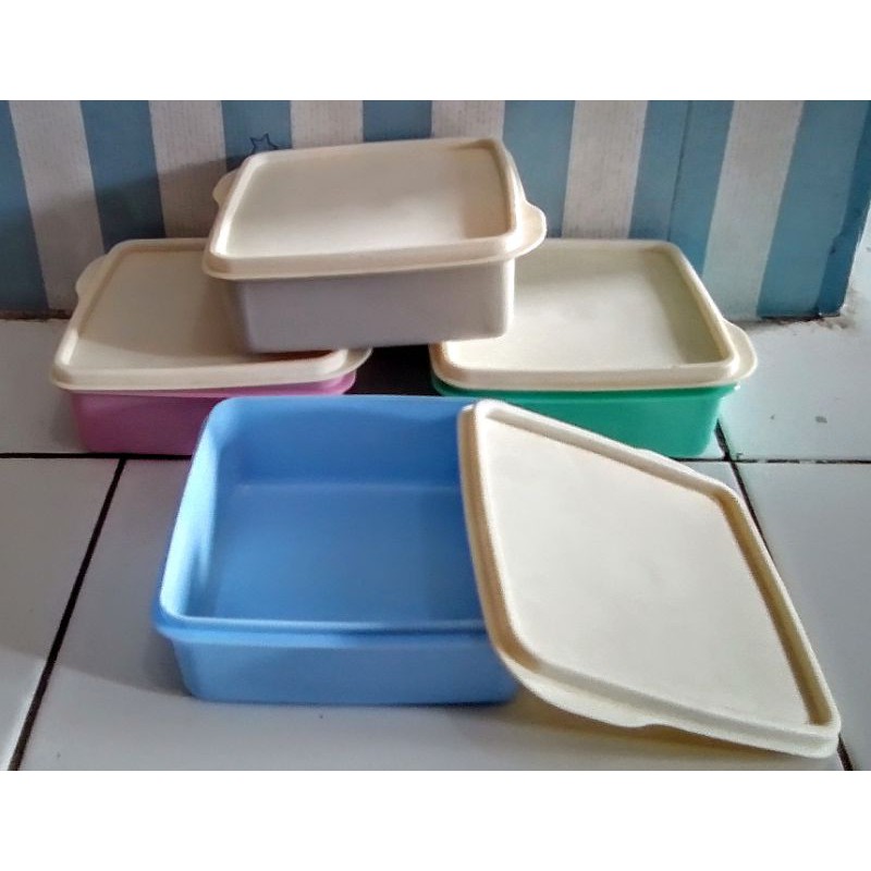 Lunch Box Happy Monas / Kotak Makan Plastik