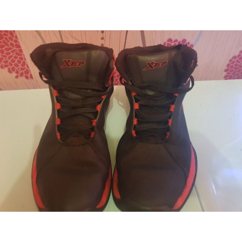 xtep basket SZ 41 insould 26