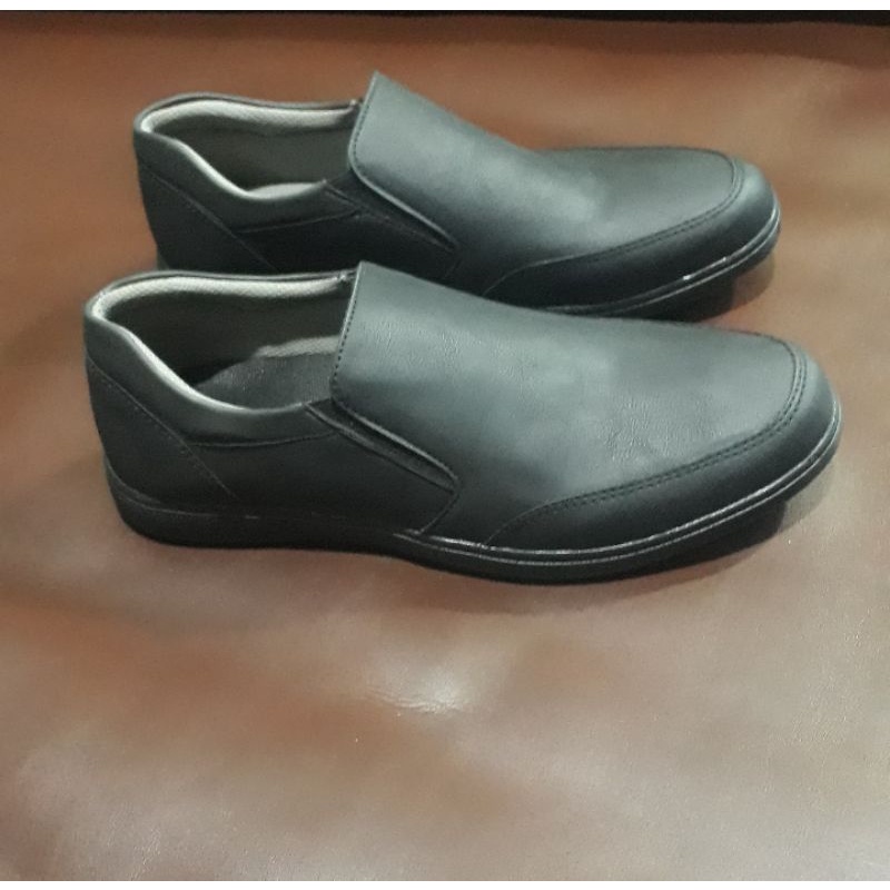 sepatu pria kerja formal casual kantor