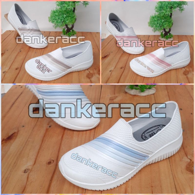 Sepatu Karet Wanita SlipOn Att swp 480 - Sepatu Att swl putih slip on santai