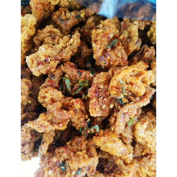 

kulit ayam pedas daun jeruk 500 gr , 1000gr