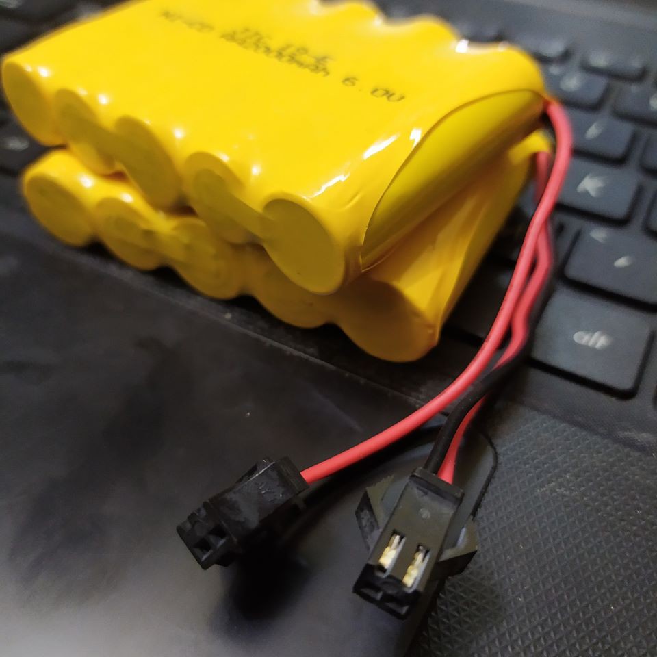 Baterai NiCd RC AA 2000mAh 6.0V Socket Hitam isi 5.