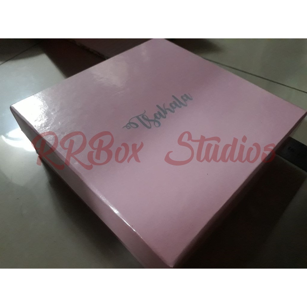 Box Biasa ukuran 20x20x4 cm