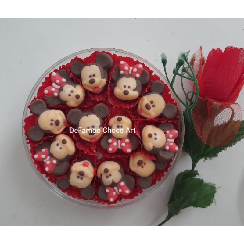 

Coklat karakter miki mini