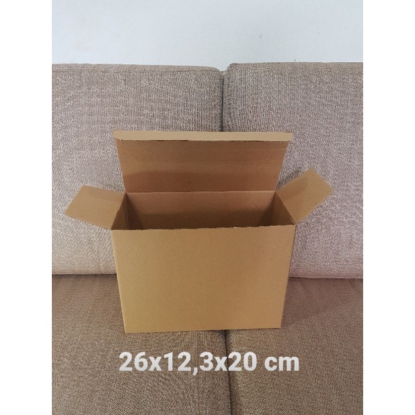 

Kardus Box uk. 26x12,3x20.cm Kotak Karton Die Cut