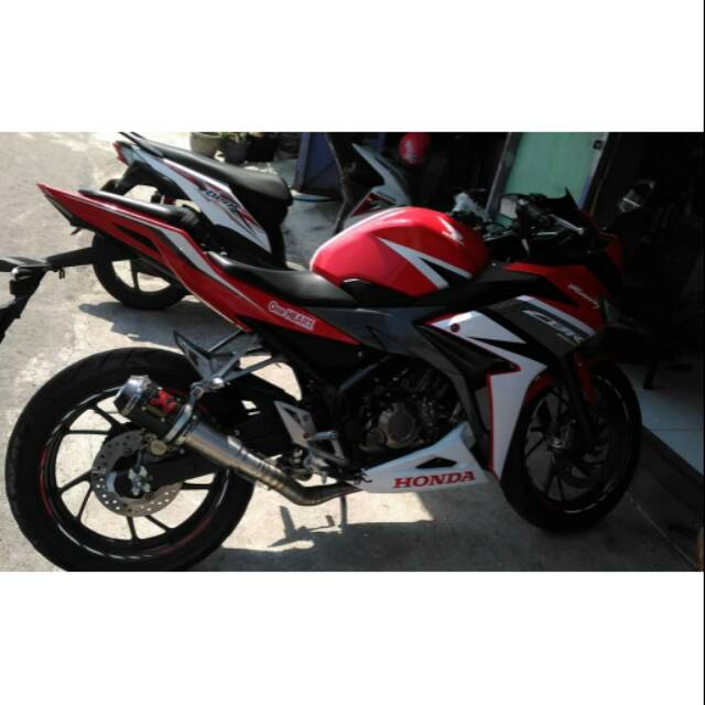 KNALPOT AKRAPOVIC GP M1 KNALPOT AKRAPOVIC GP LORENZO KNALPOT AKRAPOVIC BUAT CBR150 R15 VIXION FU dll