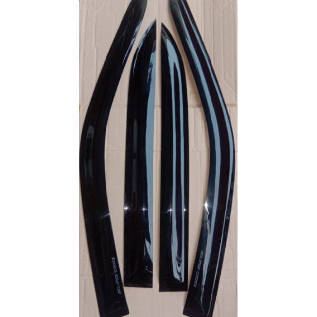 Talang Air Eclipse cross