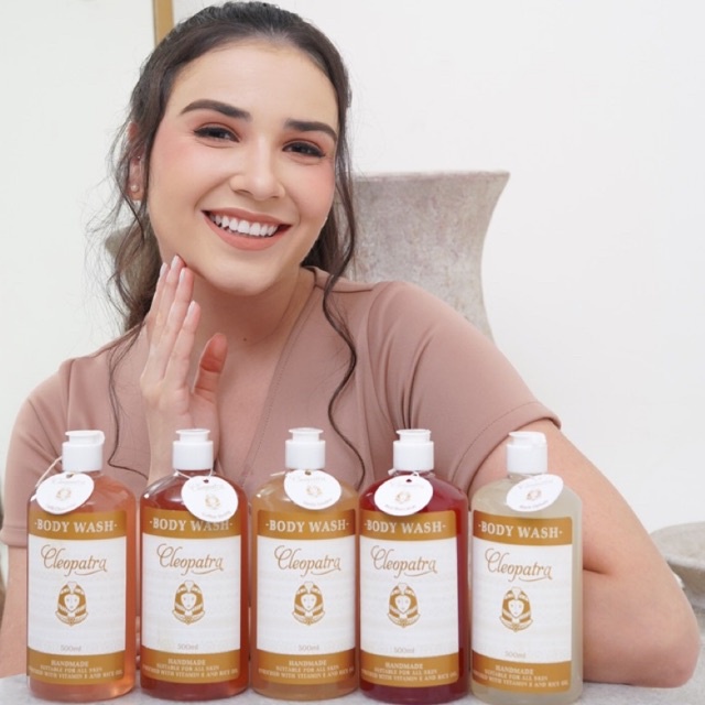 Sabun Mandi Cair Cleopatra with VIT E & Olive Oil  Hand Made(Pilih 3 Varian gratis SHOWER PUFF)