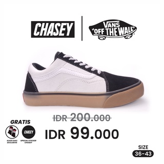 white vans black stripe gum sole