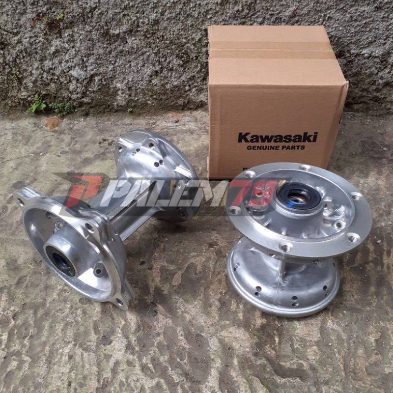 Tromol Set Depan Belakang Ori KLX 150 S L BF & Dtracker Lubang 28