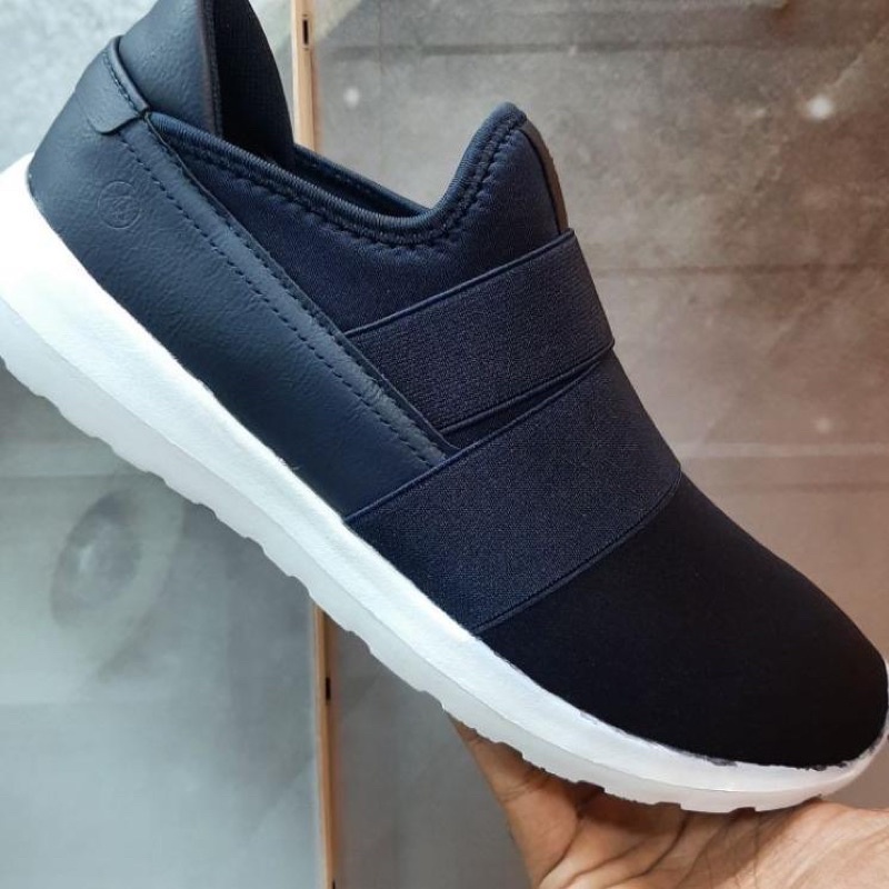 DISKON 70% ORIGINAL STORE SEPATU CASUAL PRIA AIRWALK FABEL NAVY