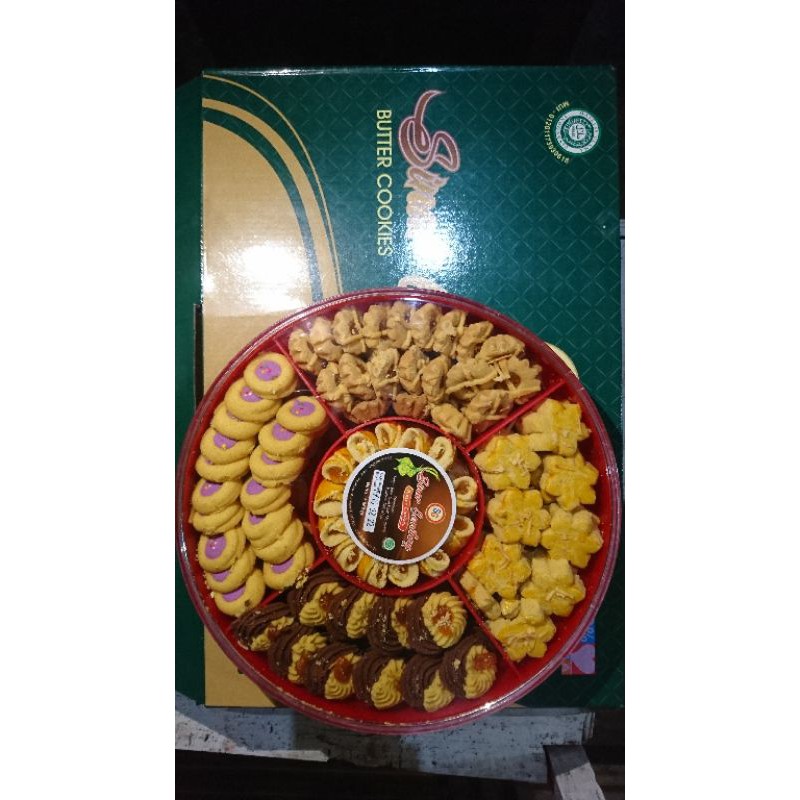 

Kue Lebaran Sinar Gemilang