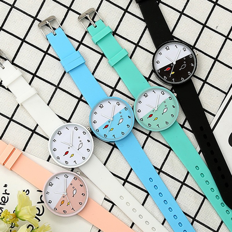 Jam Tangan Quartz Analog Korea Strap Silikon Warna Permen untuk Wanita Motif Kartun-5