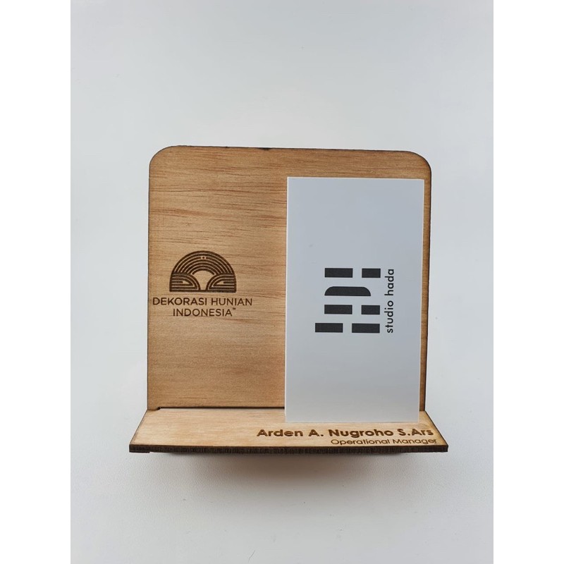 TEMPAT KARTU NAMA KAYU / WOODEN NAME CARD HOLDER / STANDING NAME CARD