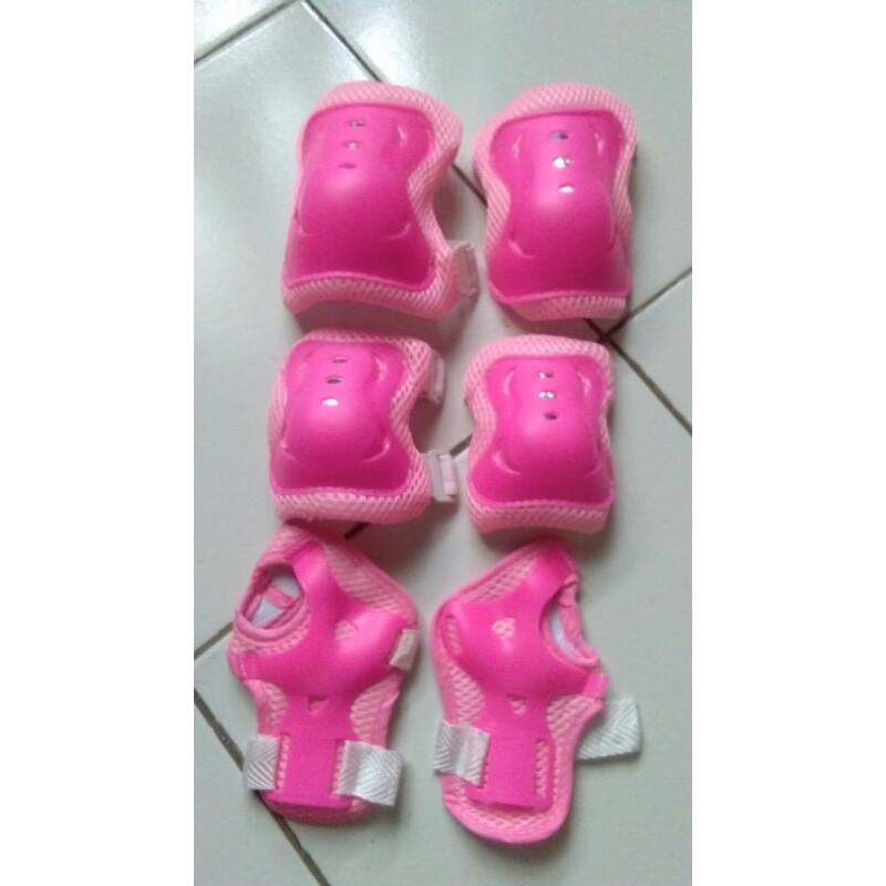 DEKER SEPATU RODA/DEKER PROTECTOR/KNEE PROTECTOR