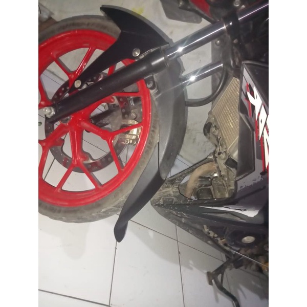 Sambungan spakbor Sepakbor depan honda sonic