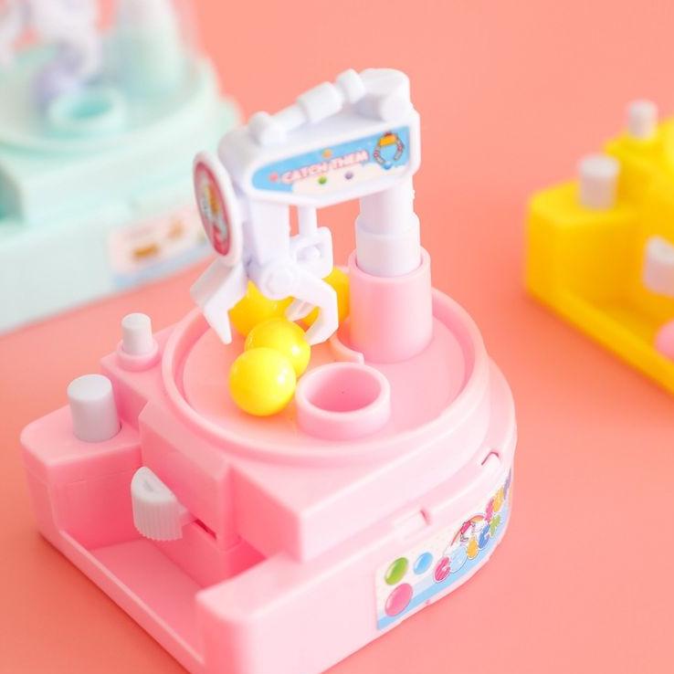 Kejutan Besar Mainan Anak Mesin Capit Bola Claw Machine