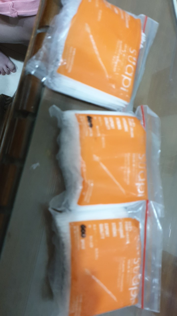 Tusuk Gigi Plastik Suapi Isi 600 Pcs/biji