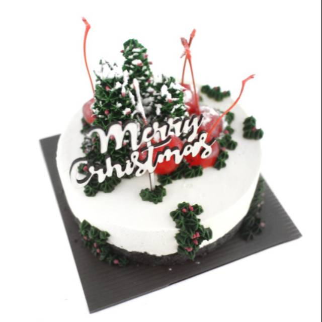 

Christmas Cheese Cake diameter 12cm Oreo Flavour with Butter Cream Christmas Decoration