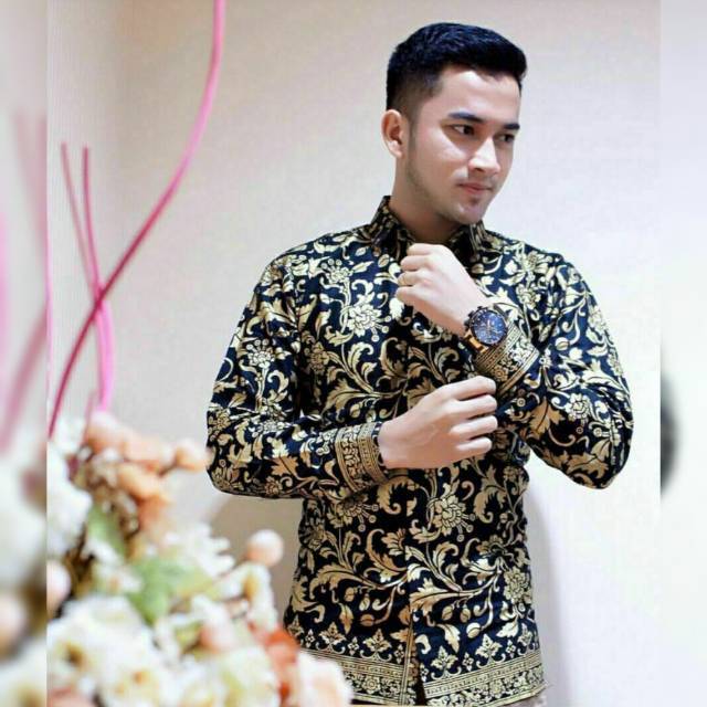 Gurdo Pari bakong Kemeja Batik Pria Reguler Fit Lengan Panjang Modern Ori By senoestu