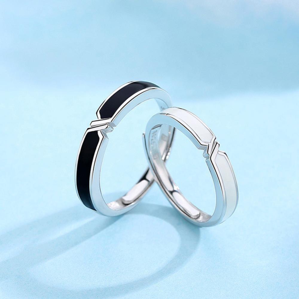 Timekey Cincin Pasangan / Pria / Wanita Adjustable Warna Hitam / Putih Untuk Hadiah Valentine A5K6