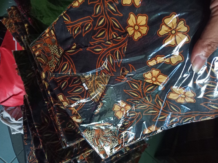 Bswart Batik Hrb026 Kenongo Hem Pendek Padi Pekalongan M L Xl Batik Pria Murah Modern Grosir Eceran