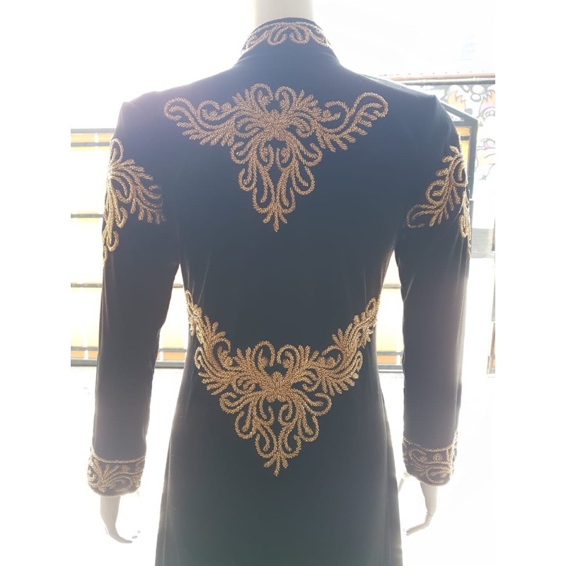 Kebaya bludru bahan sanghai