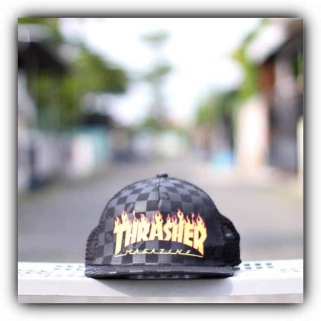 Snapback vans x thrasher magz topi