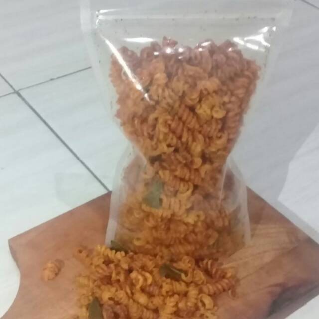 

Makaroni sepiral extra pedas