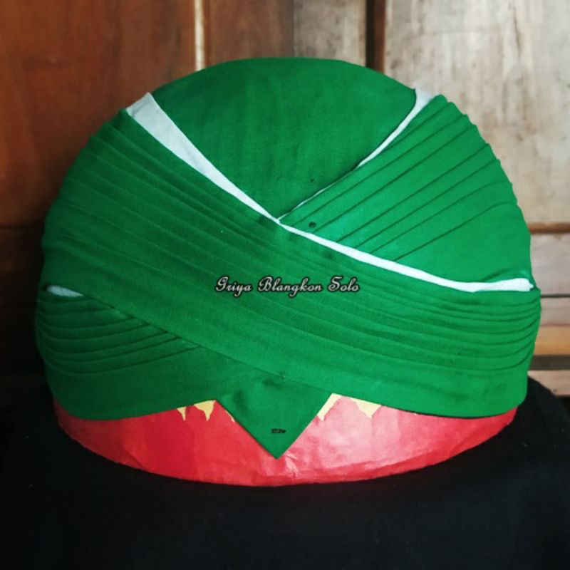 Blangkon Sunan Bisa Dilipat Warna Hijau List Putih
